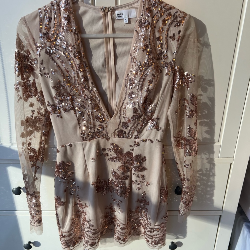 Revolve/by the way sequins long sleeve dress - M